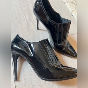 VALENTINO Black Patent Leather Point Toe Ankle Booties, size 38